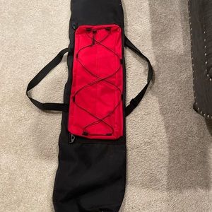 RED & BLACK SNOWBOARD CARRYING BAG
